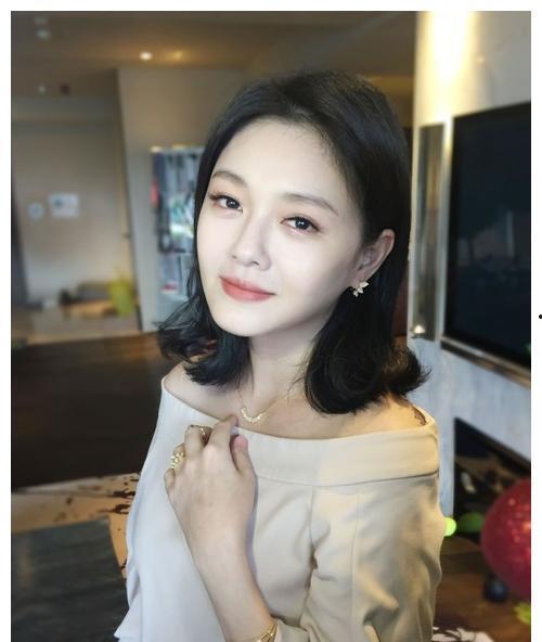 娱乐圈吃瓜小妹妹小说免费阅读,吃瓜小妹妹的甜蜜复仇之旅 第3张 娱乐圈吃瓜小妹妹小说免费阅读,吃瓜小妹妹的甜蜜复仇之旅 第3张