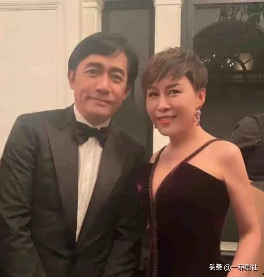 娱乐圈吃瓜教授老湿,揭秘老湿教授的吃瓜智慧 第2张 娱乐圈吃瓜教授老湿,揭秘老湿教授的吃瓜智慧 第2张