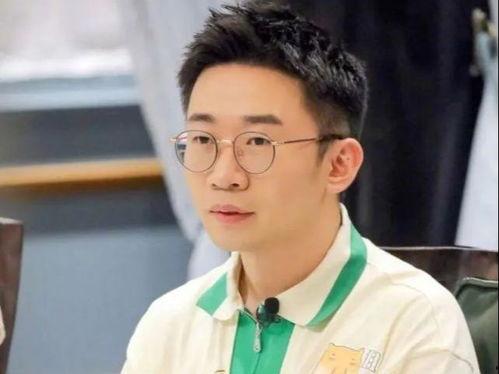 杨迪爆料没出名之前的视频,揭秘爆红前的搞笑瞬间