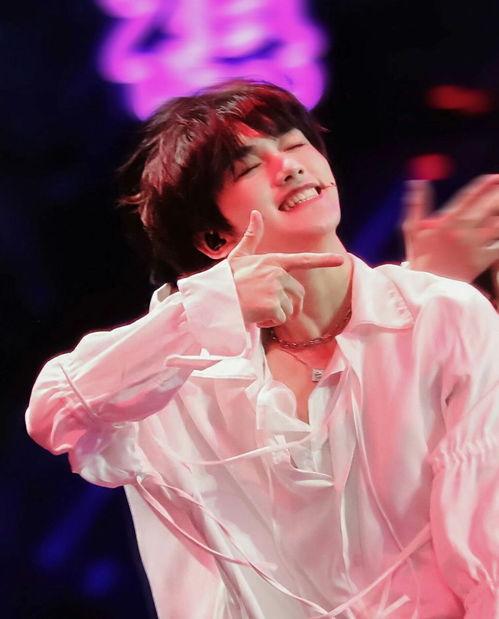 圈内爆料时团全员直男吗,全员直男？揭秘偶像背后的真实性格