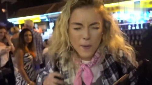 女人吃网红瓜视频,女性观众视角下的短视频现象 第2张 女人吃网红瓜视频,女性观众视角下的短视频现象 第2张