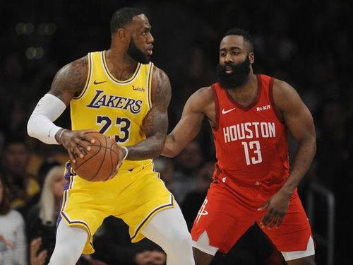 湖人爆料詹姆斯视频全集,詹姆斯视频全集深度解析,揭秘篮球巨星背后的故事 第2张 湖人爆料詹姆斯视频全集,詹姆斯视频全集深度解析,揭秘篮球巨星背后的故事 第2张