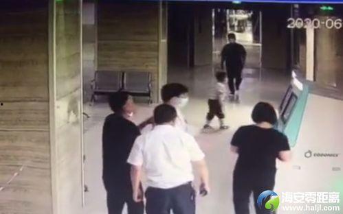 爆料助理打架视频大全播放,一幕幕冲突瞬间回顾 第3张 爆料助理打架视频大全播放,一幕幕冲突瞬间回顾 第3张