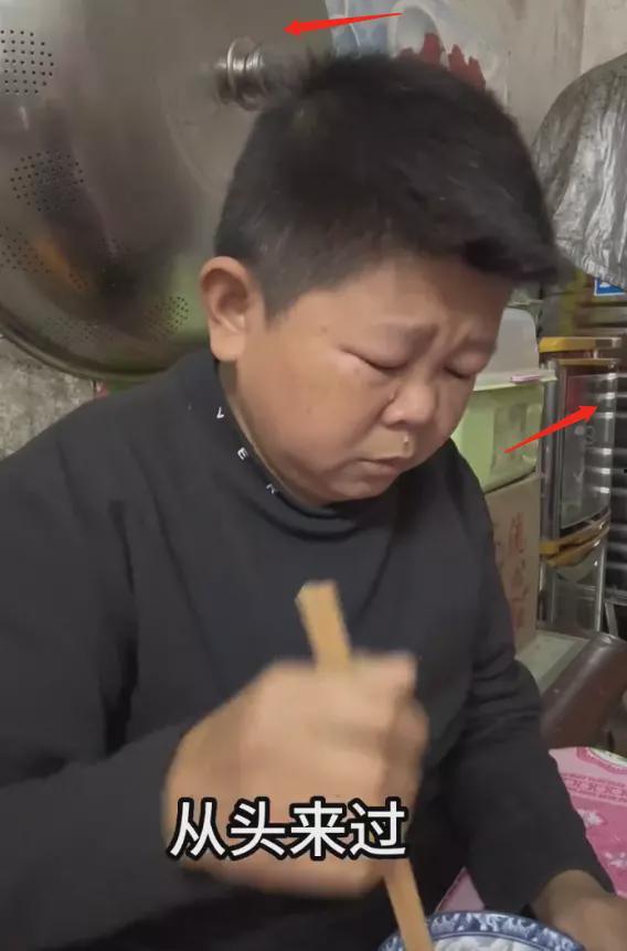 小六被网友爆料了视频,网友爆料引发热议  第3张